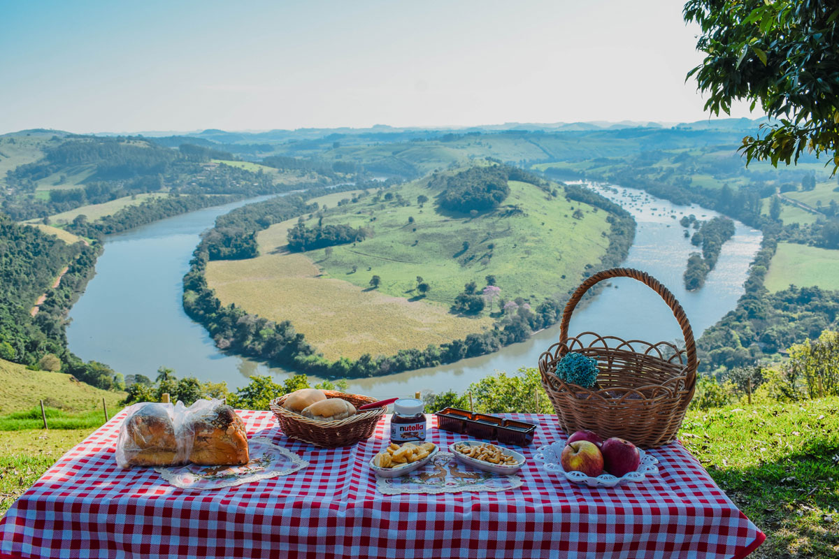 Imagem de Turismo no Oeste de SC: conheça o mirante Volta do Dedo em Coronel Freitas 